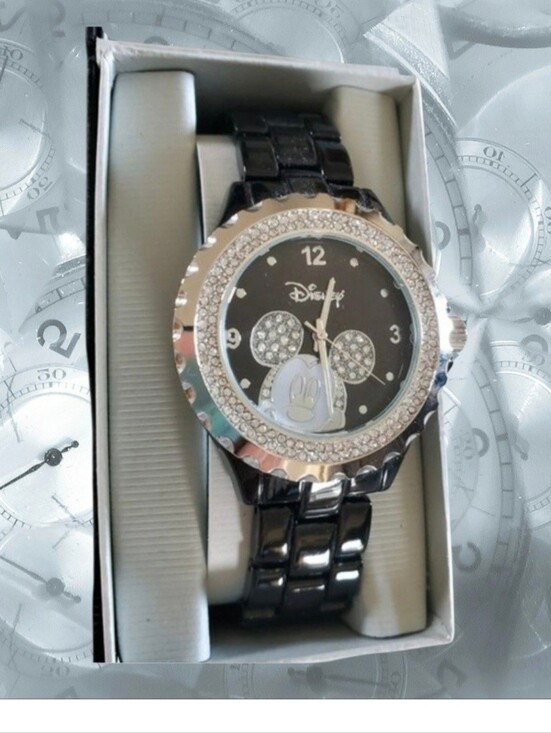 ewatch factory Accessories - Mickey Mouse Peekaboo Women's Crystal Watch